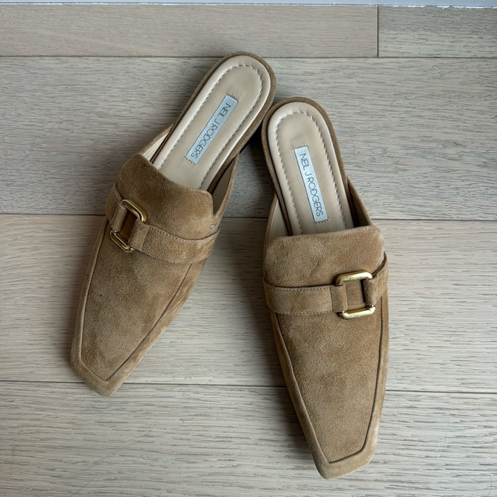 NEIL J RODGERS - MEG MULE SIZE 37